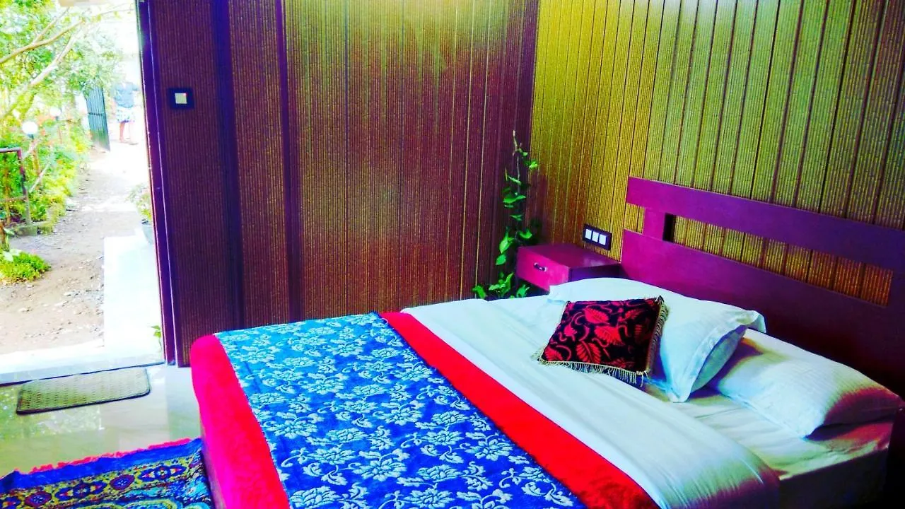 Bed & Breakfast Tea Drops Plantation Villa Munnar India